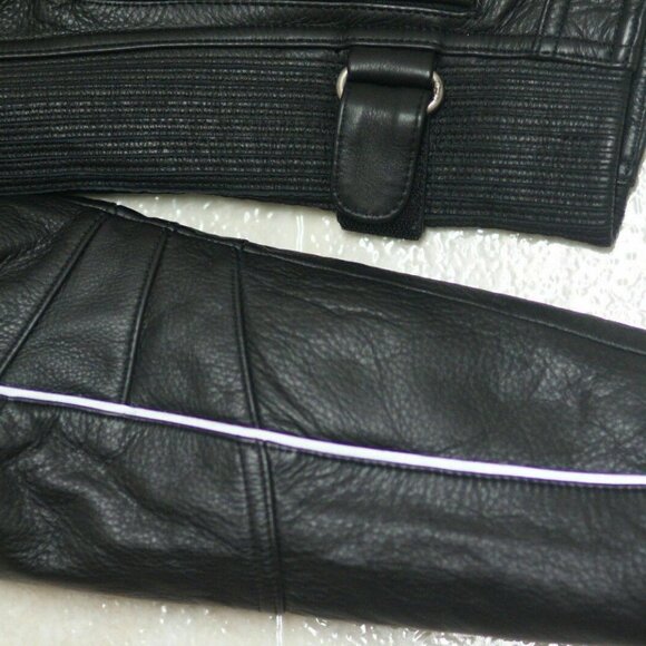 Women’s Harley Davidson Leather Jacket Small​​​ like new.​​​​​ - Picture 8 of 9